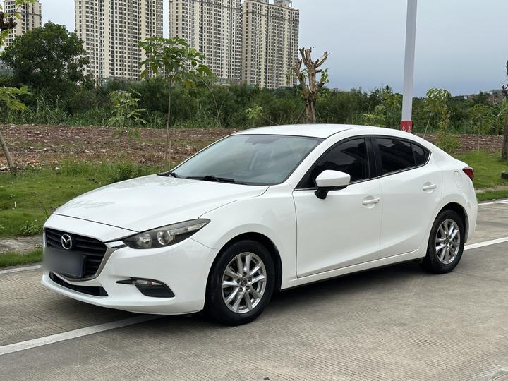 3 Axela 2017 Sedan 1.5L AT Comfort China V