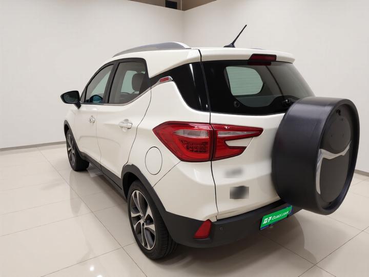 Yuan 2016 1.5L MT Luxury photo 4
