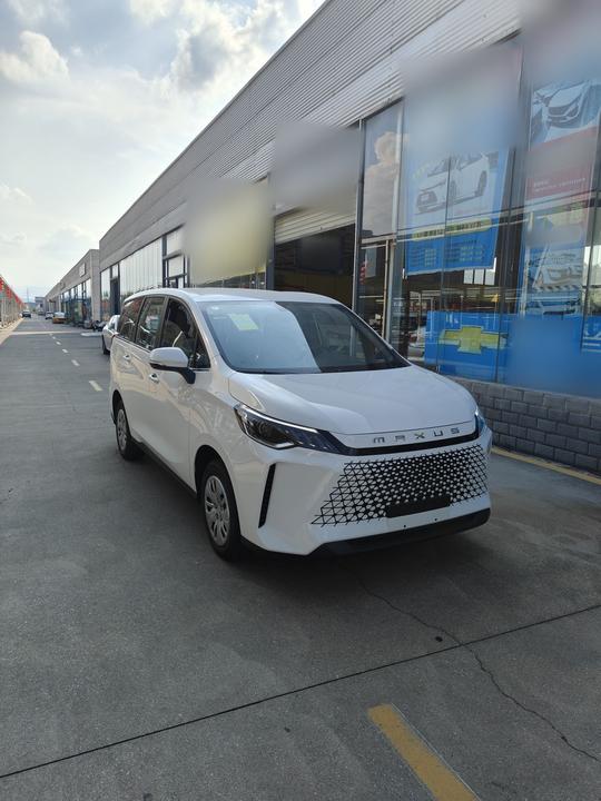 MAXUS G50 2025 1.5T photo 3