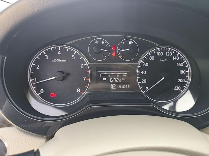 Tiida 2014 1.6L CVT Comfort photo 7