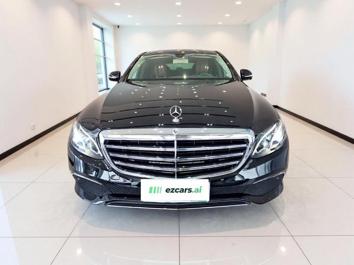 E-Class 2018 Facelift E 200 L Sport 4MATIC photo 2