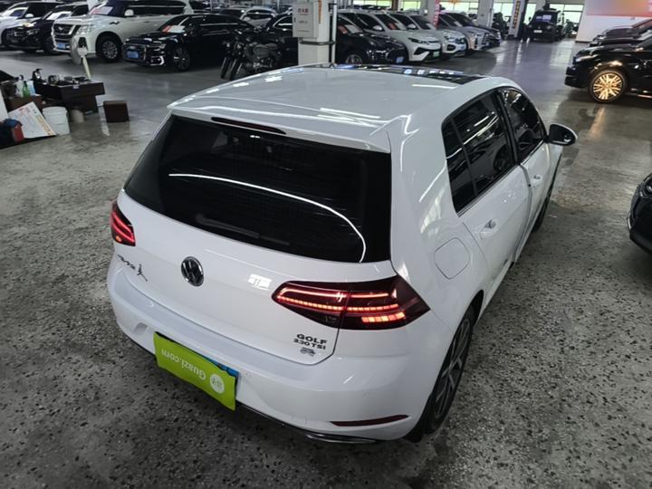 Golf 2018 230TSI AT Luxury photo 4