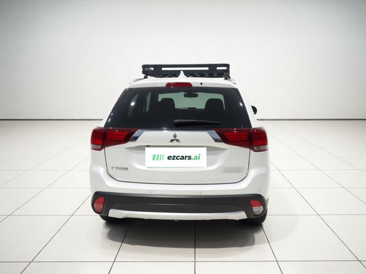 Outlander 2018 2.4L AWD Elite 5-Seater photo 5