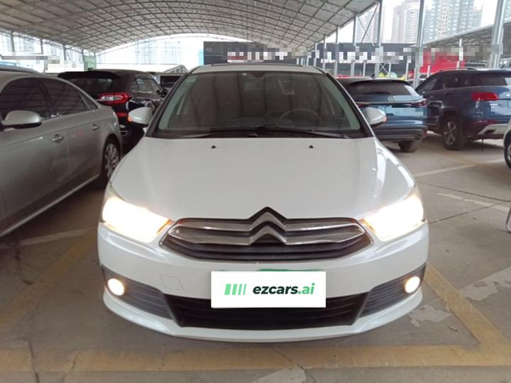 2013 Sedan 1.6L MT photo 2