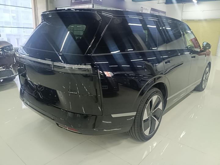 GX 2026 EREV 1585 AWD UltraSE photo 6
