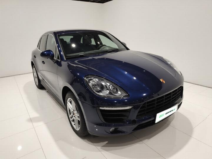 2017 Macan 2.0T photo 3