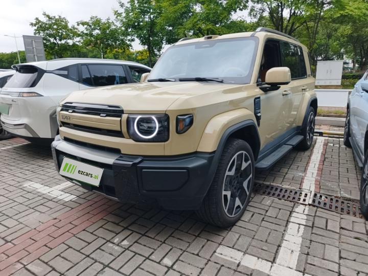 iCAR V27 2026 200KM AWD 700