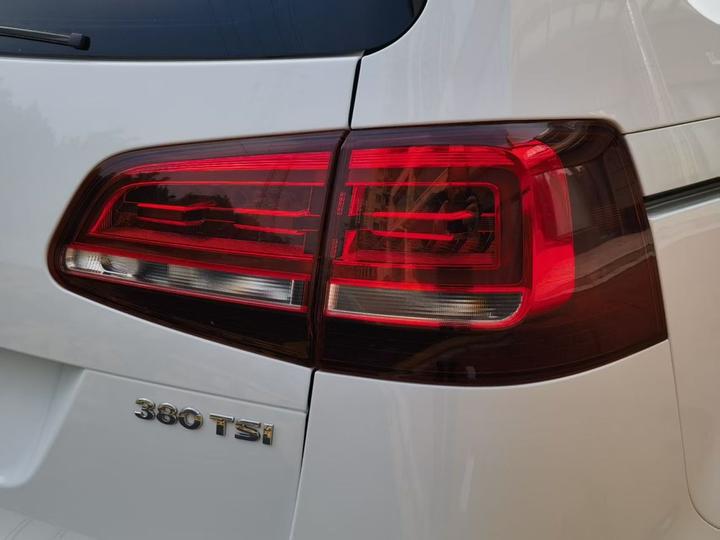2018 380TSI 7-Seater photo 7