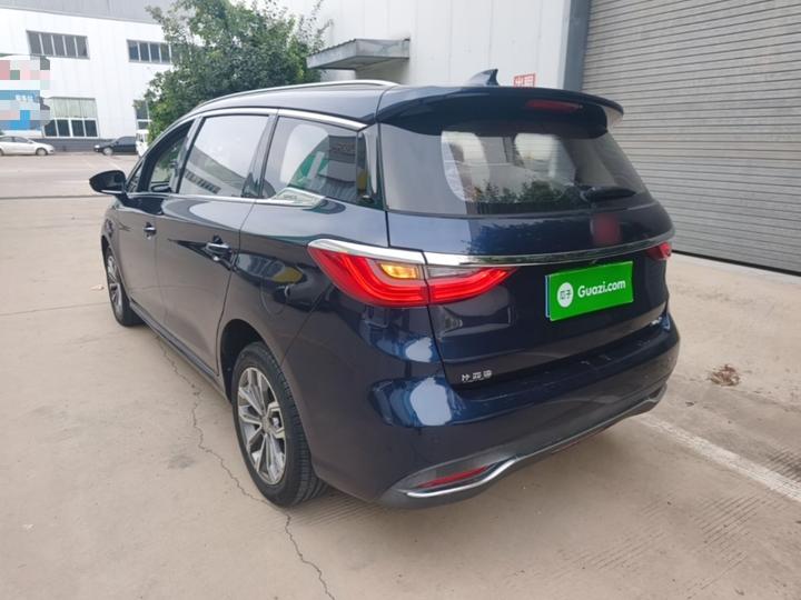 Song MAX 2019 1.5T AT Connected 6-Seater China VI photo 4
