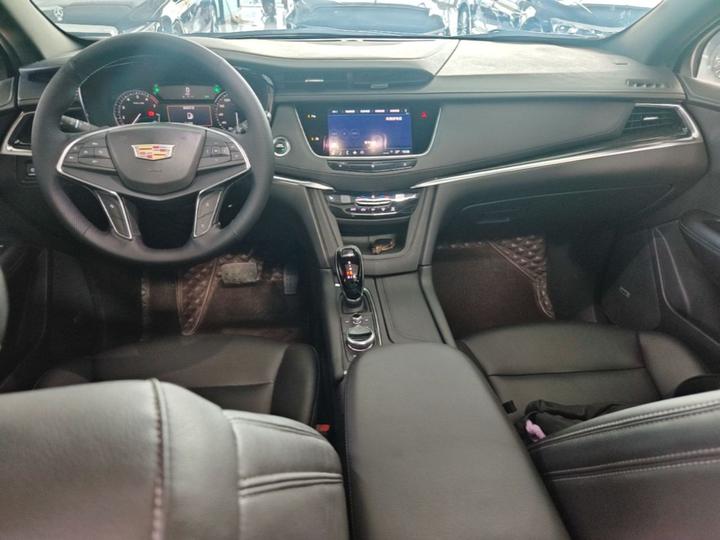 XT5 2021 28T AWD Luxury photo 5