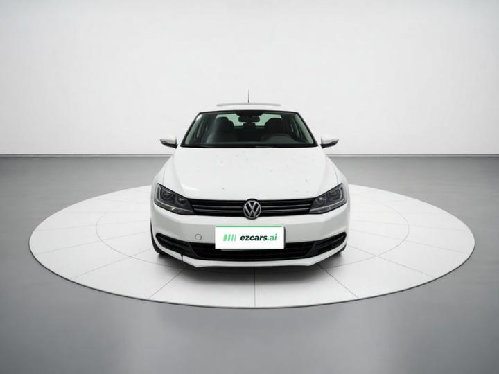 Sagitar 2014 Facelift 1.6L AT Comfort photo 2