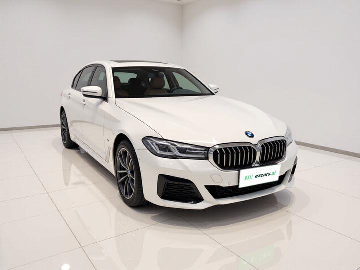 5 Series 2021 525Li M Sport Package photo 3