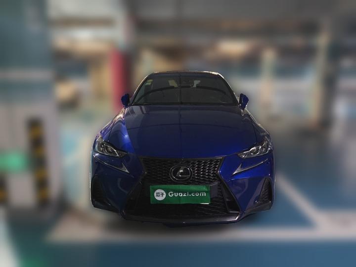 IS 2017 300 F SPORT photo 2