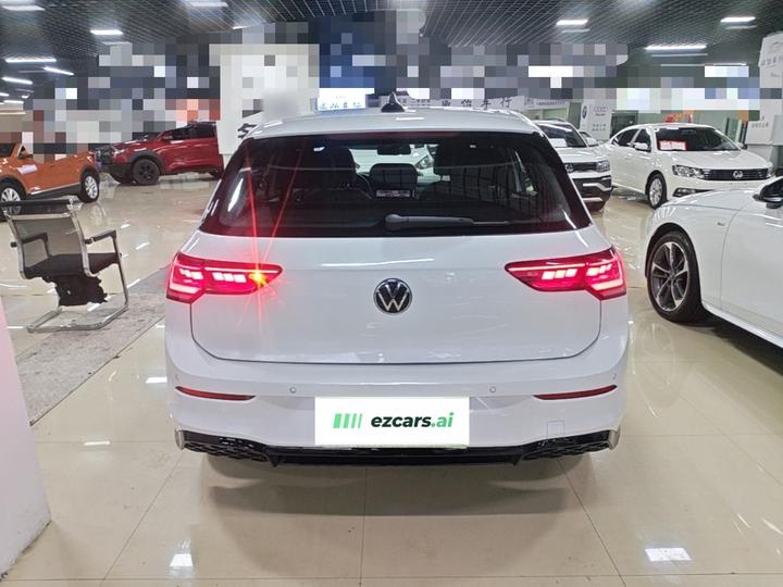 Golf 2025 Facelift 300TSI R-Line photo 3
