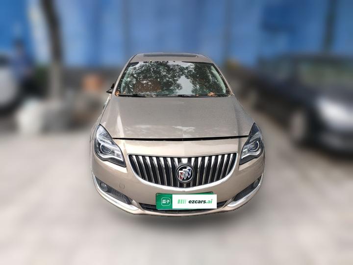 Regal 2015 1.6T Elite Tech photo 2