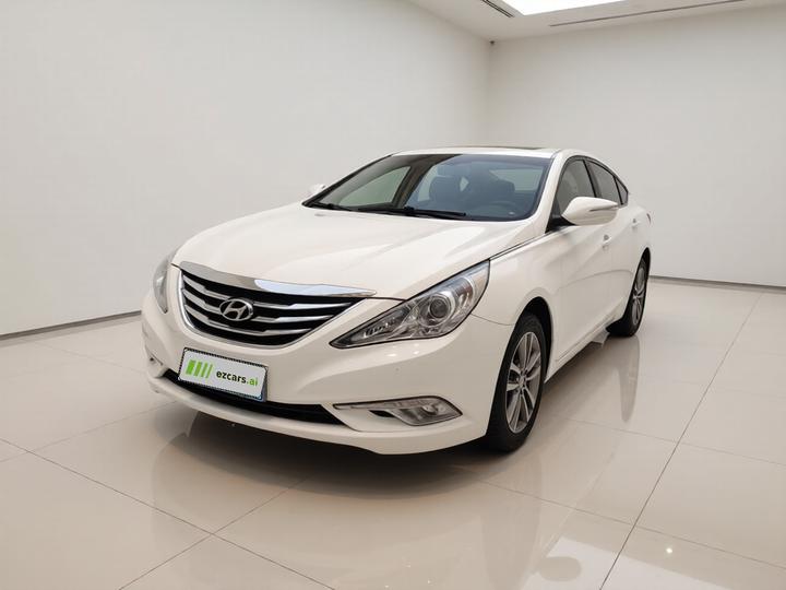 Sonata 2014 2.0L AT Luxury