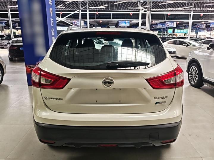 Qashqai 2017 2.0L CVT Elite China V photo 3