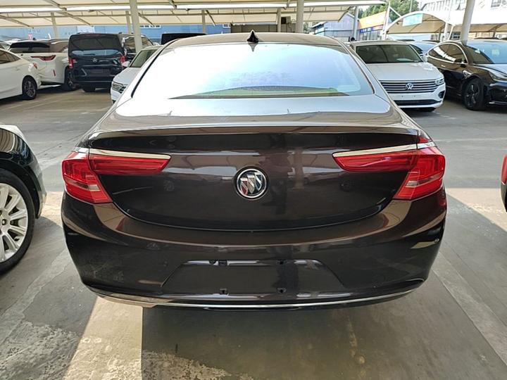 LaCrosse 2016 Facelift 20T Leading photo 5