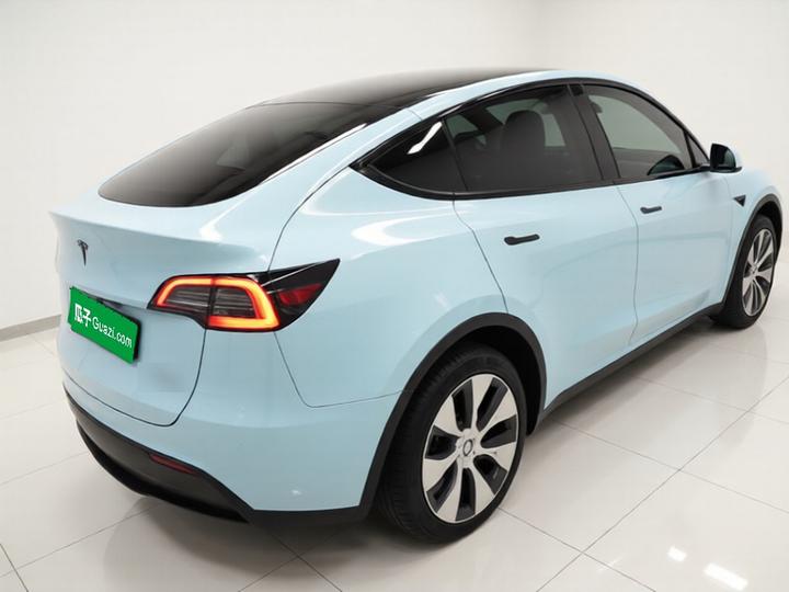 Model Y 2022 Facelift RWD photo 4