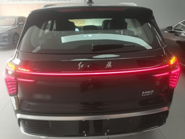 HS3 PHEV 2025 125km 200 Anniversary Edition photo 3