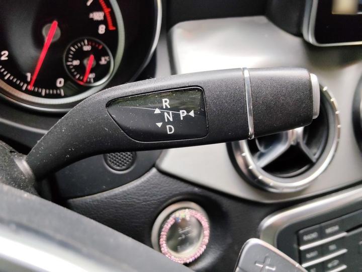 CLA 2017 CLA 220 4MATIC photo 6
