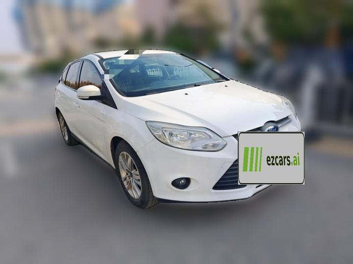 Focus 2015 Hatchback 1.6L AT Comfort photo 3