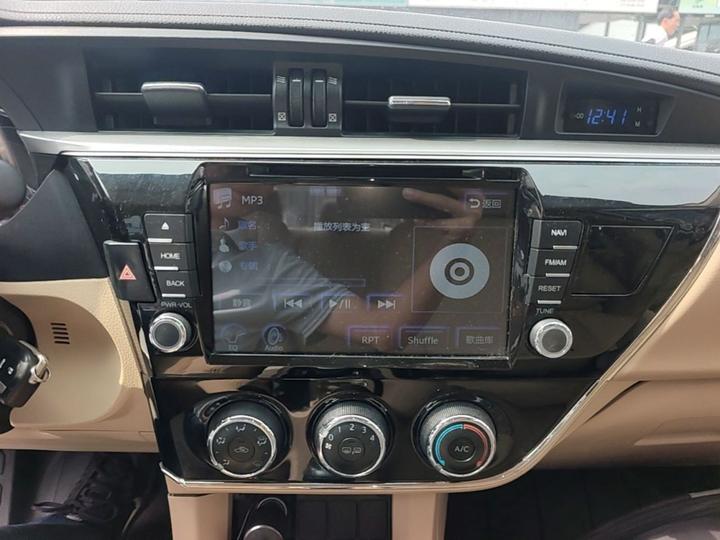 Corolla 2014 1.6L CVT GL photo 8