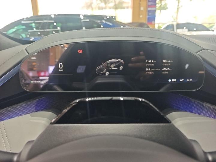 001 2024 WE 95kWh AWD photo 7