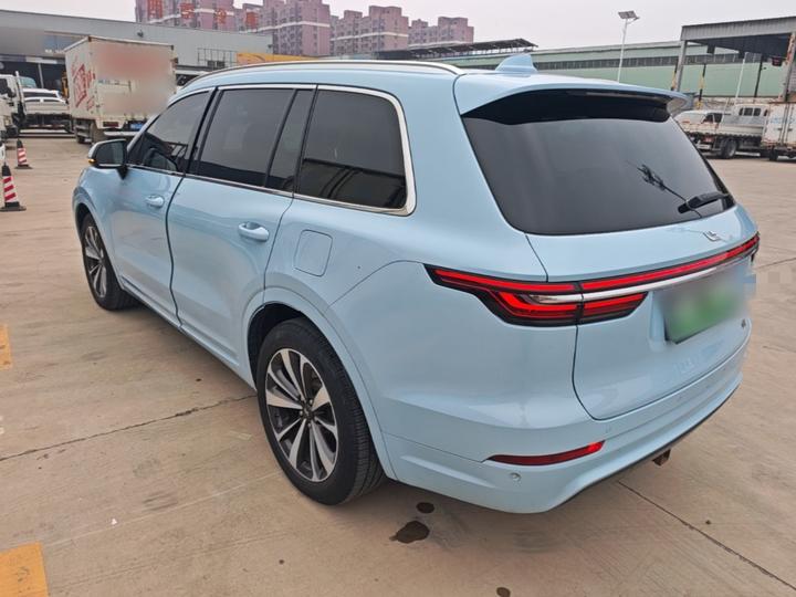 Li Auto ONE 2020 EREV 6-Seater photo 4