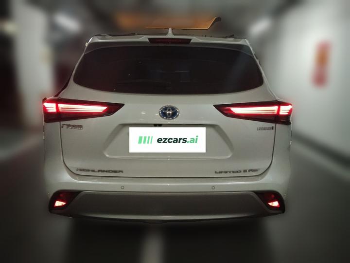 Highlander 2022 Hybrid 2.5L AWD Supreme 7-Seater photo 5