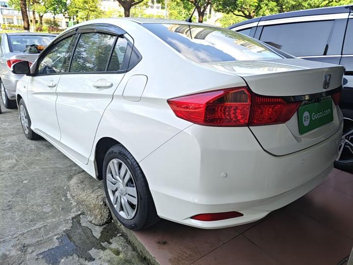 2017 1.5L CVT Comfort photo 4