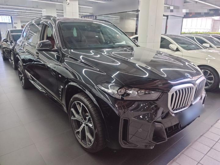 X5 2023 xDrive 30Li Exclusive M M Sport Night Package photo 3