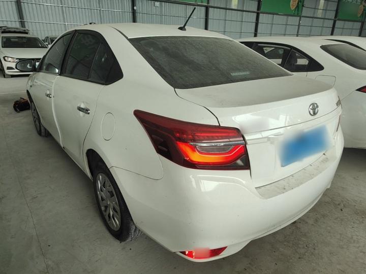 Vios 2022 1.5L 20 Anniversary Edition photo 4