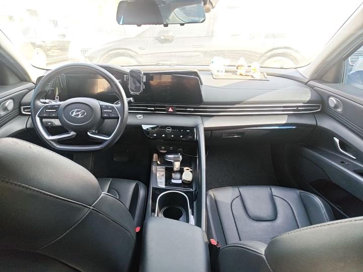 Elantra 2021 1.5L CVT LUX Premium photo 5