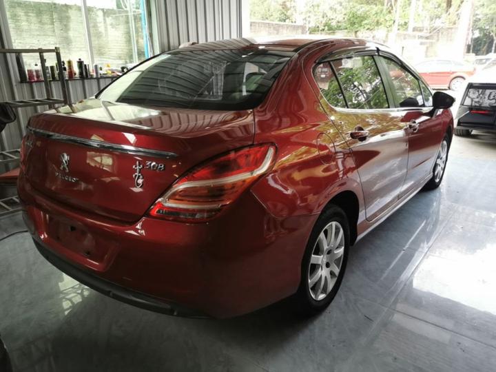 308 2014 Classic 1.6L AT photo 4