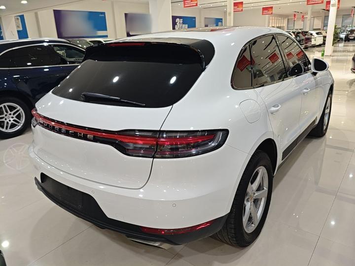 2021 Macan 2.0T photo 6