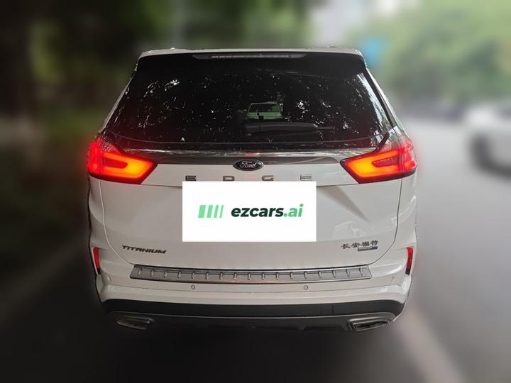 Edge 2021 Facelift PLUS EcoBoost 245 RWD 7-Seater photo 5