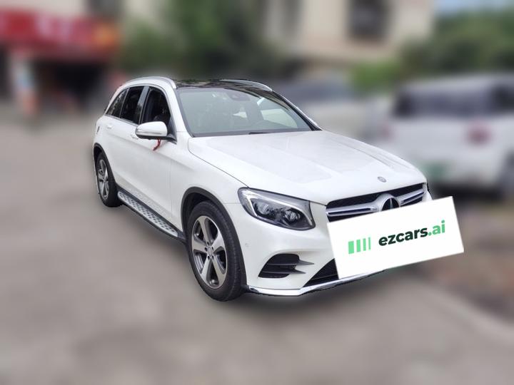 GLC 2017 GLC 300 4MATIC Dynamic photo 3