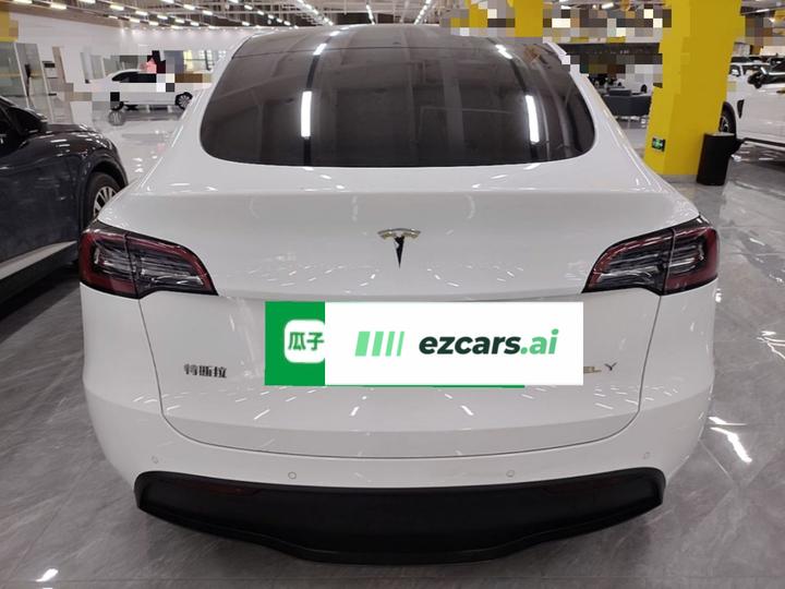 Model Y 2022 Facelift RWD photo 5