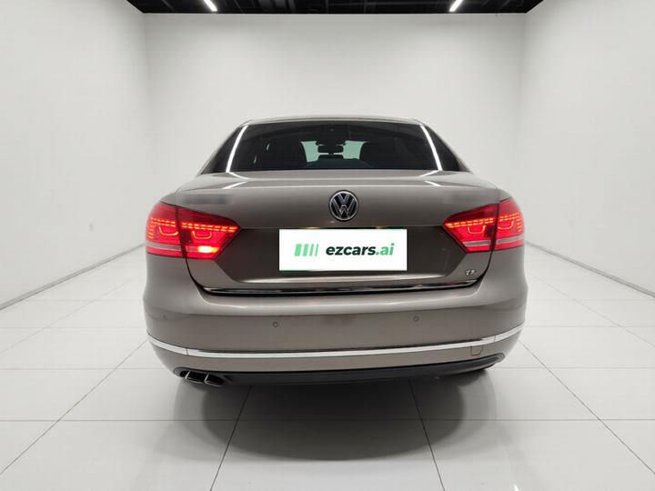 Passat 2015 1.8TSI DSG photo 5