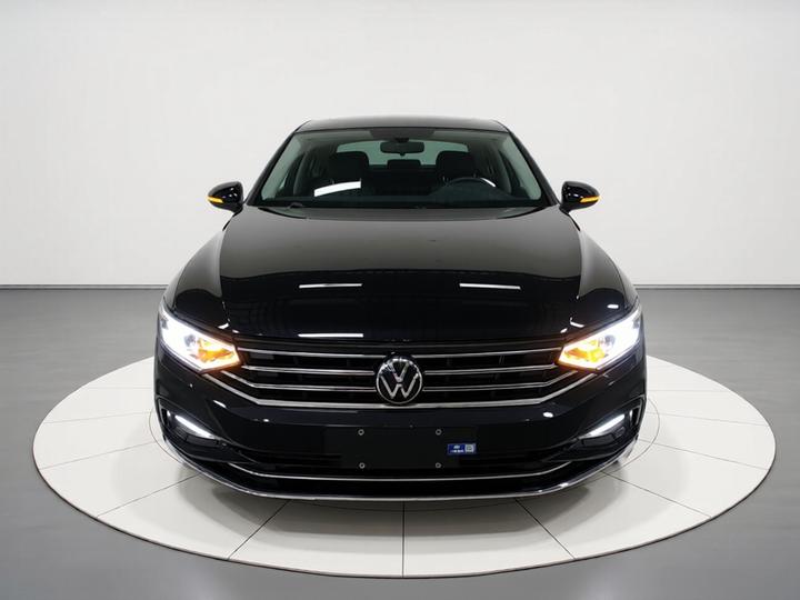 Magotan 2020 330TSI DSG Leading photo 2