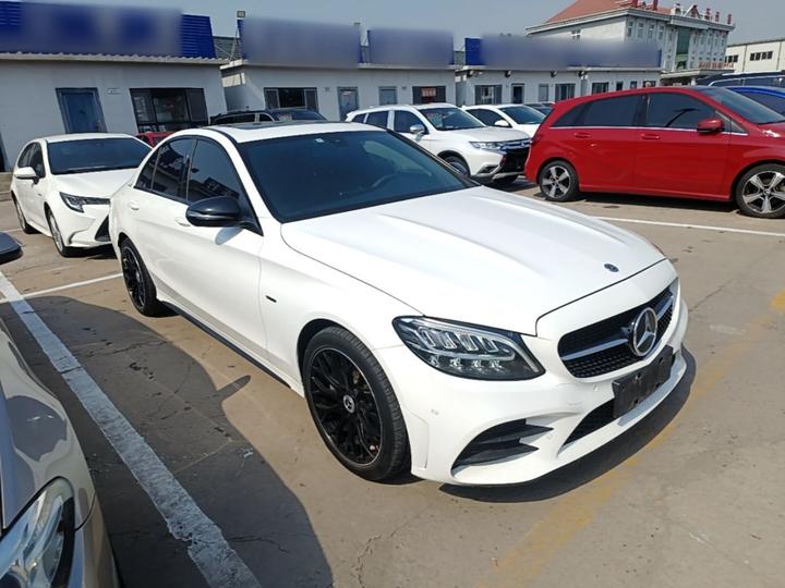 C-Class 2021 C 260 Starlight Edition photo 3