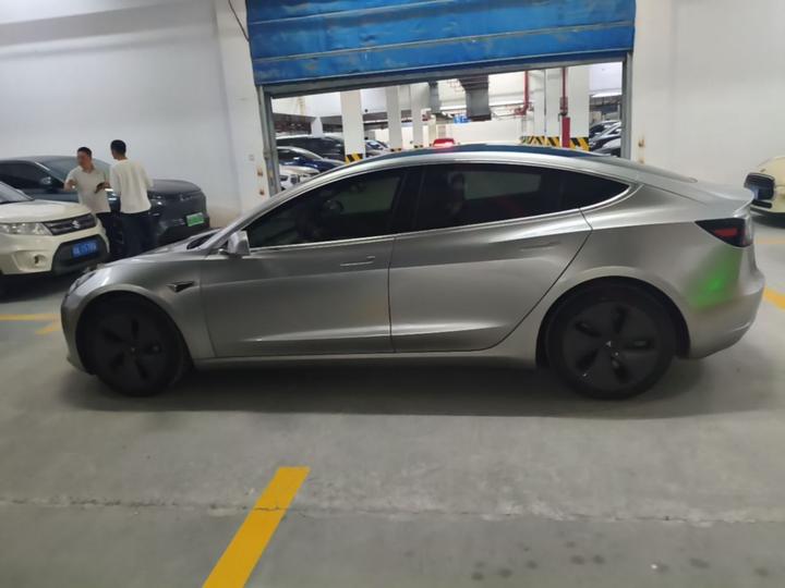 Model 3 2020 Standard Range RWD Upgraded photo 4