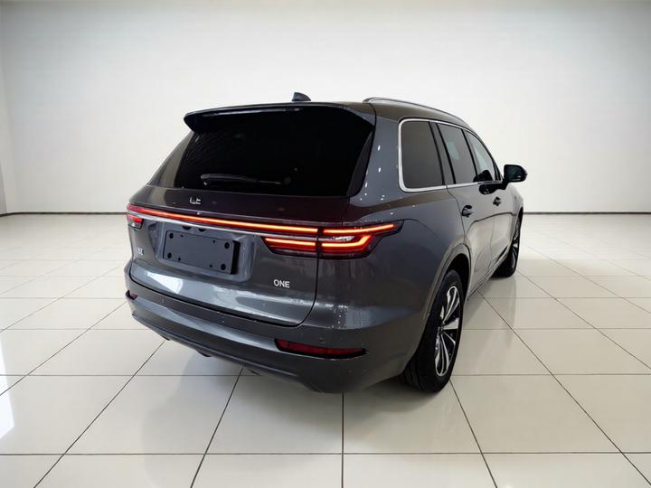 Li Auto ONE 2021 EREV 6-Seater photo 4