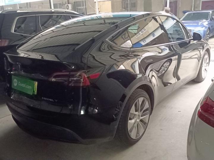 Model Y 2022 RWD photo 6