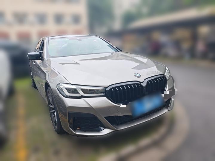 5 Series 2021 525Li M Sport Package photo 3