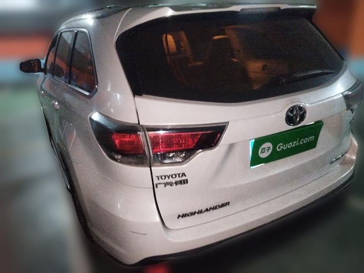 Highlander 2015 2.0T AWD Luxury 7-Seater photo 4