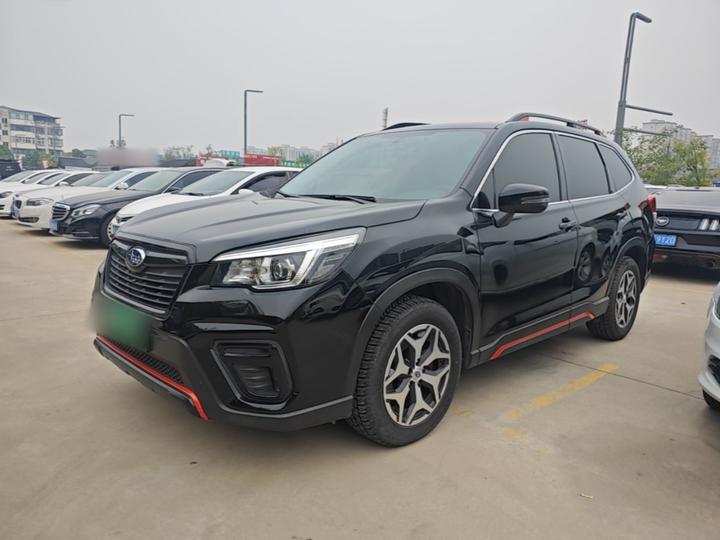 Forester 2020 2.0i Luxury EyeSight