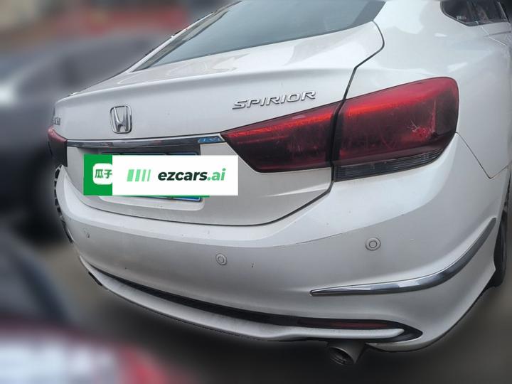 Spirior 2015 2.4L Premium photo 5