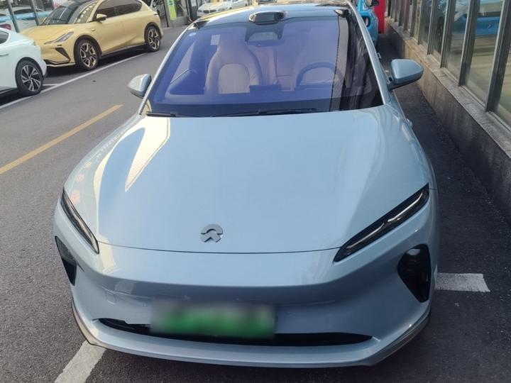 ET5 2022 75kWh photo 2